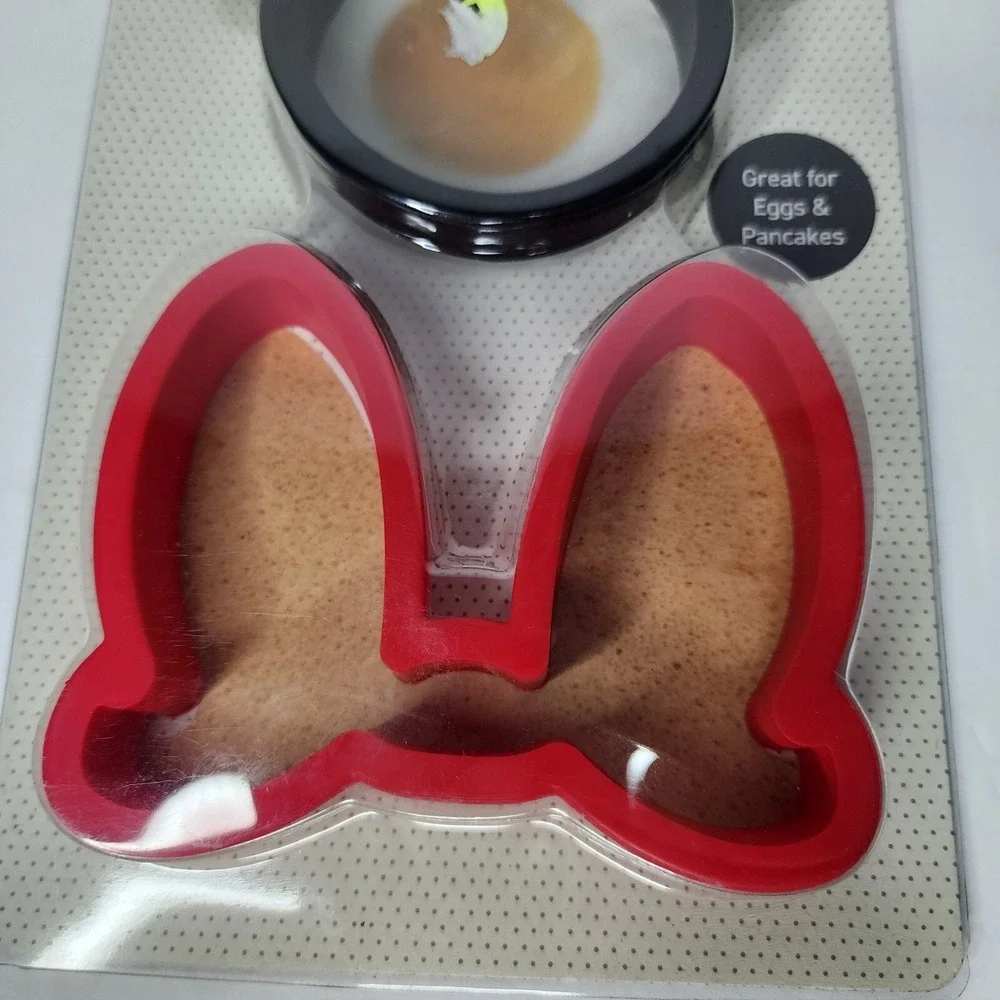 Disney Minnie Mouse 2 Silicone Breakfast Molds Face and Bow Red Black NEW
